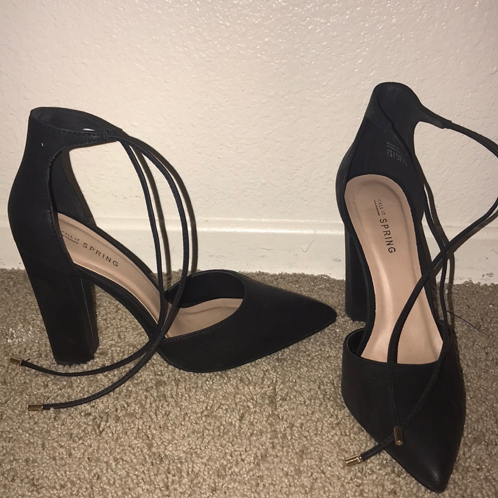 Black Chunky Heels!